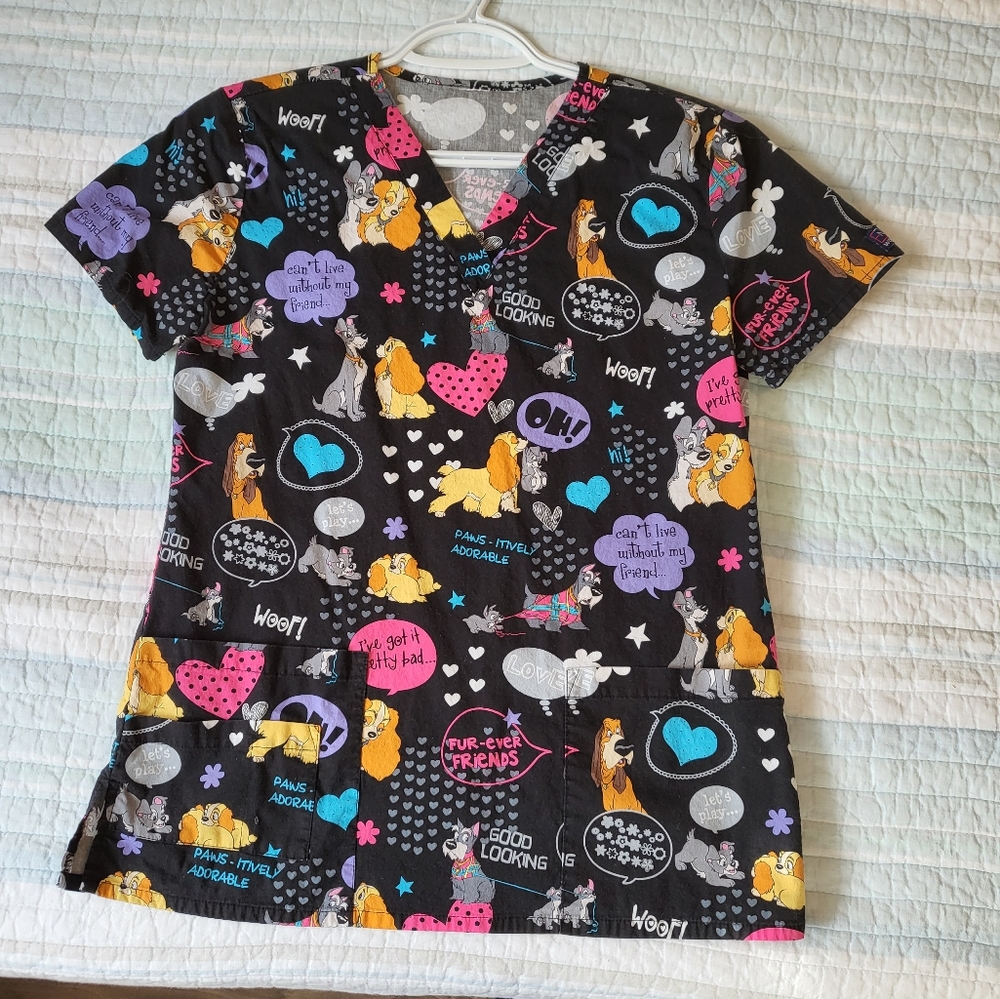 Scrub shirt